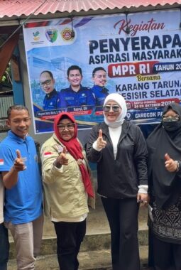 Serap Aspirasi Karang Taruna, Lisda Hendrajoni : Anak-anak muda harus kreatif, inovatif, dan berani mengambil peluang.